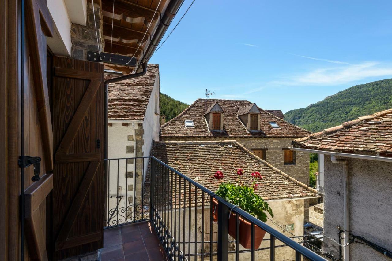 Apartamento Loft Casa Paloma Ansó Exterior foto